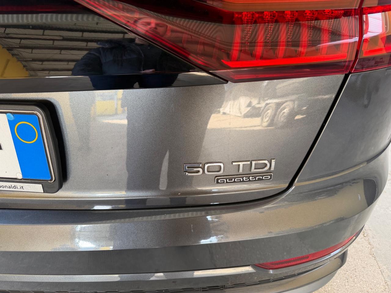 Audi Q8 50 TDI 3x S-Line Stra Full Tetto Head-up