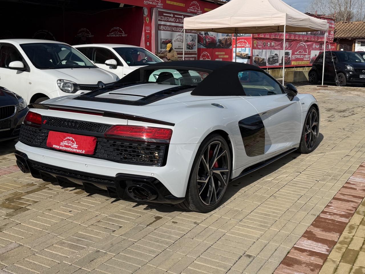 Audi R8 Spyder V10 quattro S tronic performance