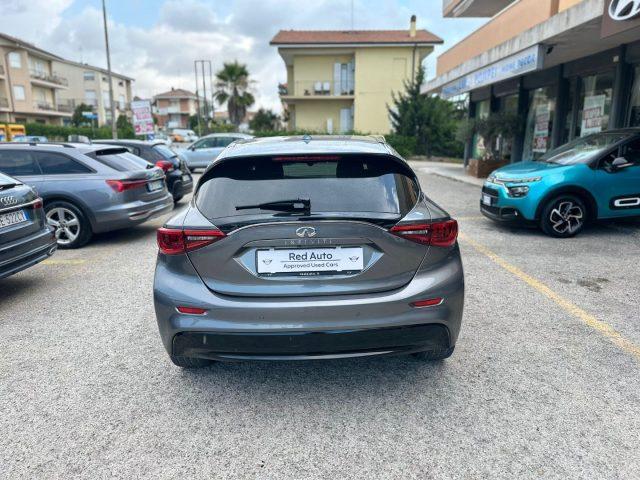 INFINITI Q30 1.5 diesel DCT Premium