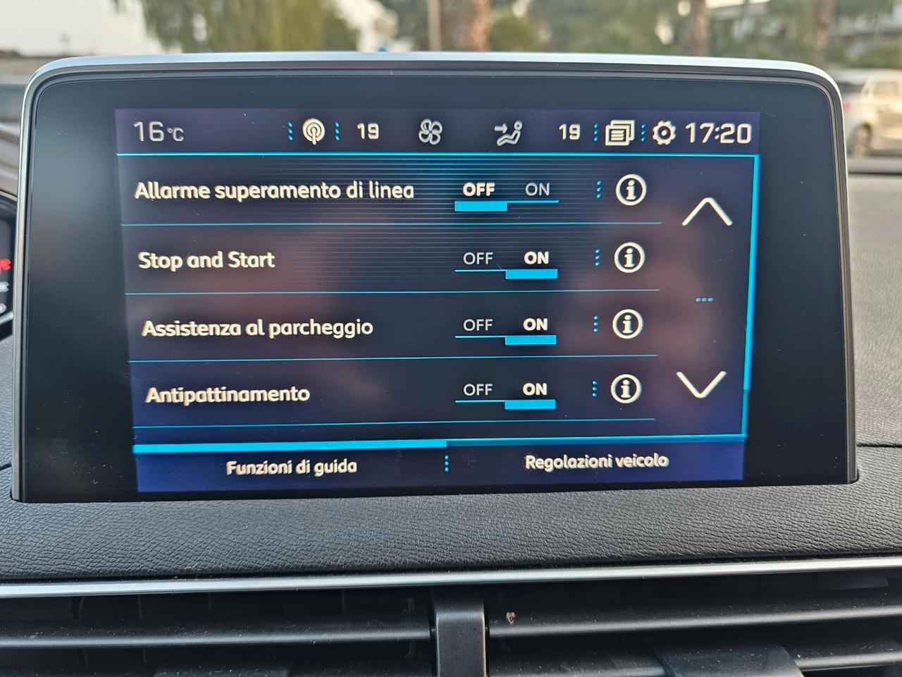 PEUGEOT 3008 1.5 BLUEHDI 131CV EAT8 ALLURE FULL