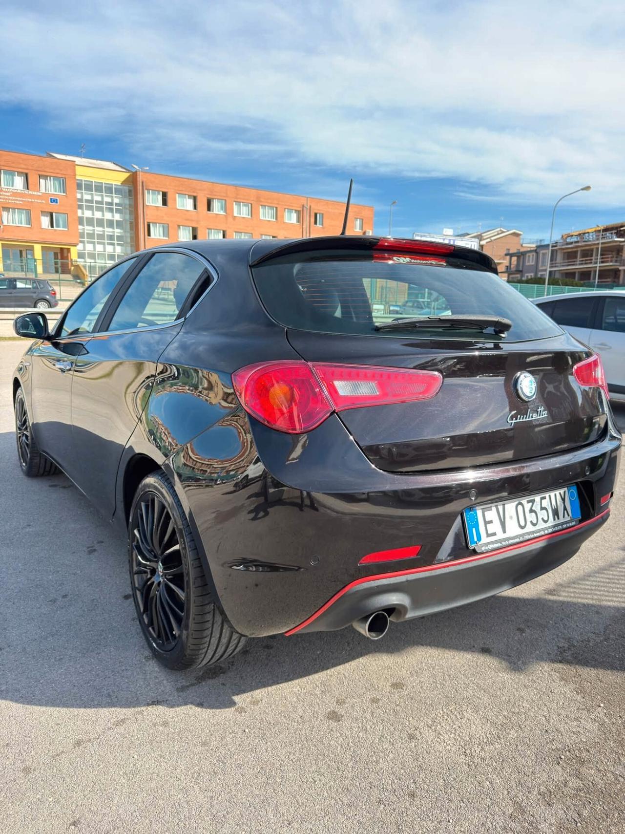 Alfa Romeo Giulietta 1.6 JTDm-2 105 CV Exclusive