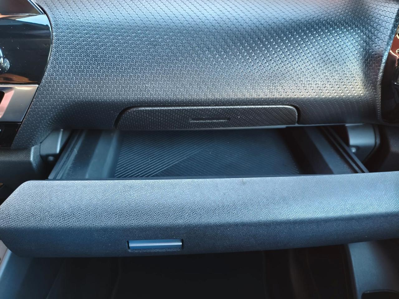 Citroen C4 BlueHDi 130 S&S EAT8 Feel Pack