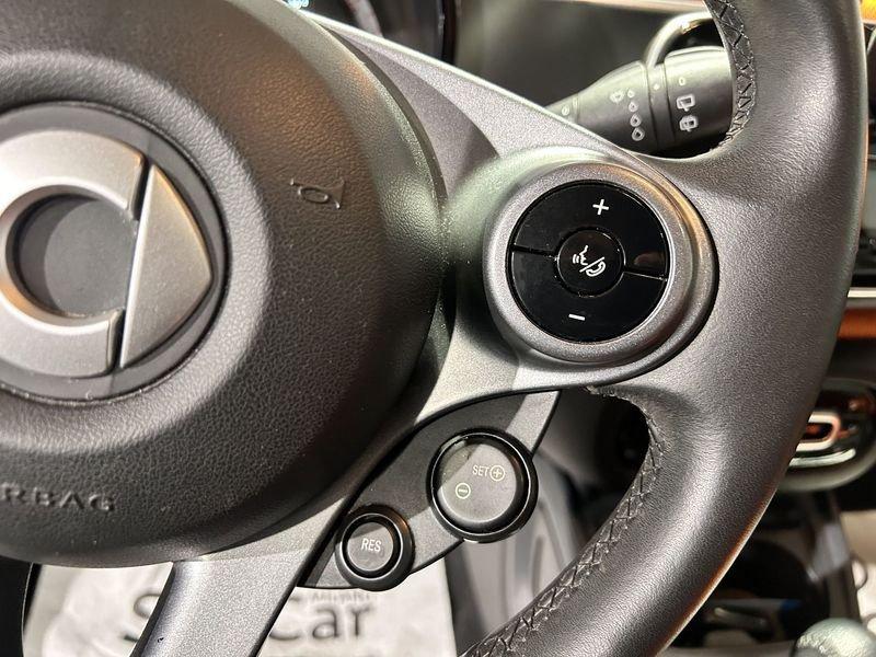 smart fortwo 0.9 90cv TURBO passion twinamic