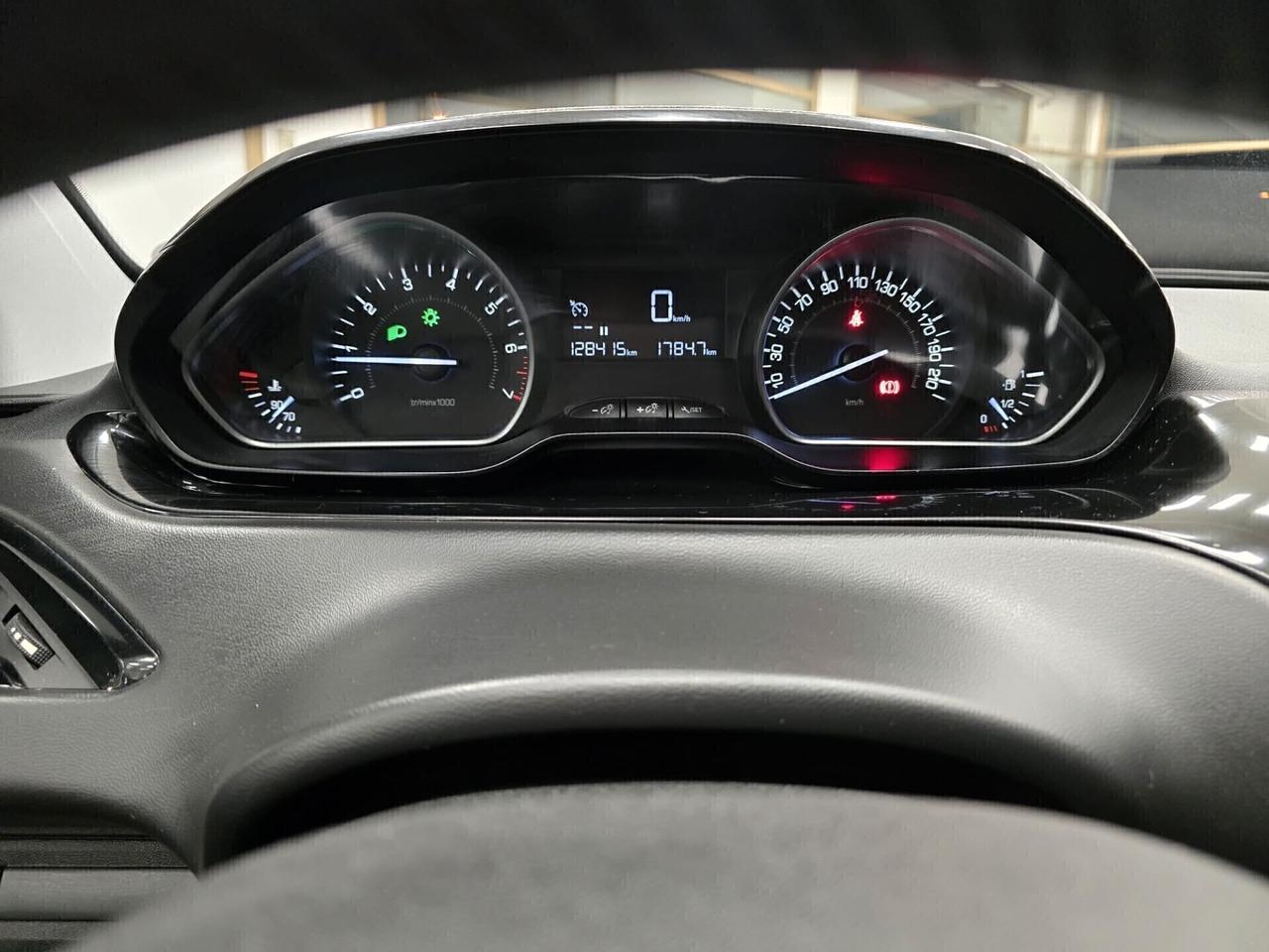 Peugeot 208 PureTech 82 5 porte Active 2018 NEOPATENTATI