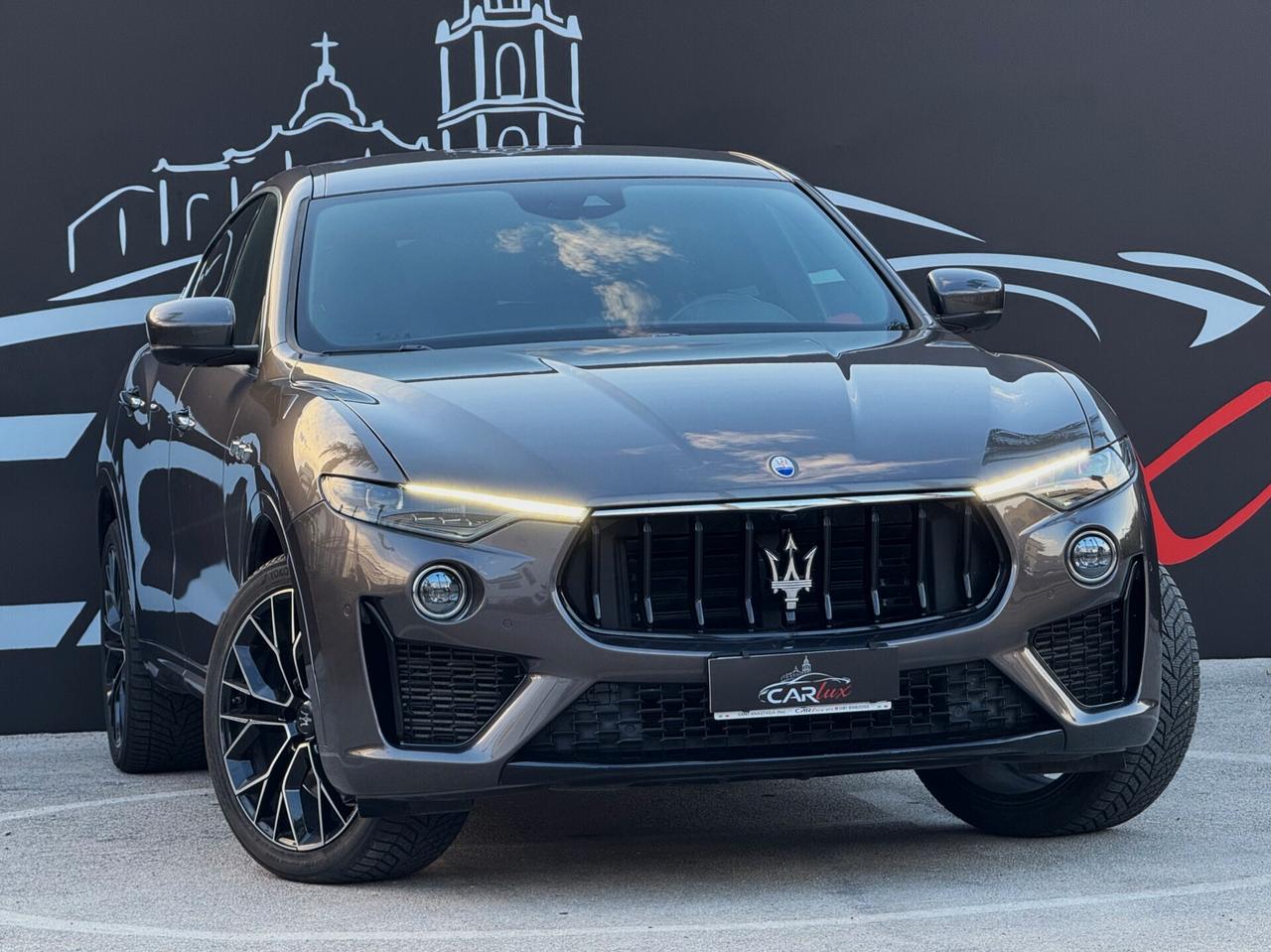 Maserati Levante 3.0 V6 Gransport 350CV Q4