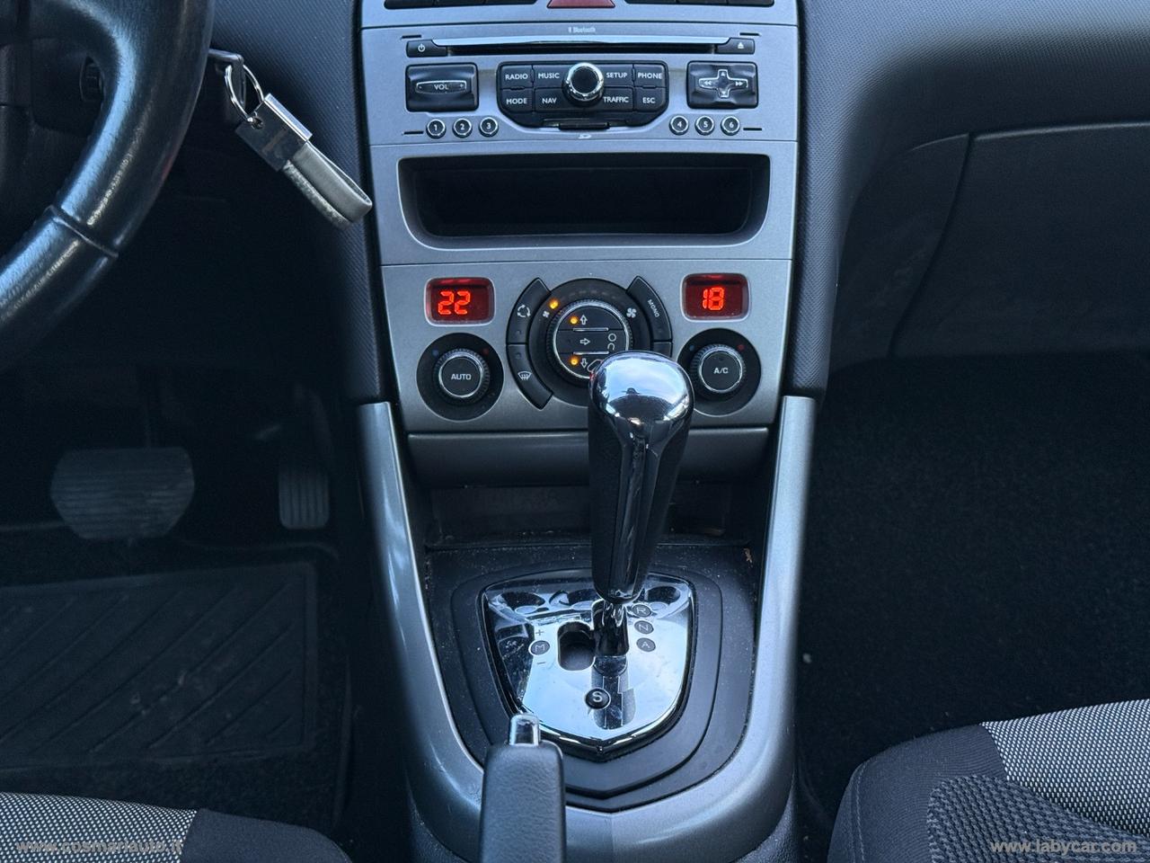 PEUGEOT 308 1.6 8V HDi 112 ca. rob. 5p. Tecno