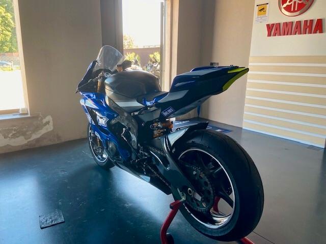Yamaha YZF R6 (2008) – SOLO PISTA