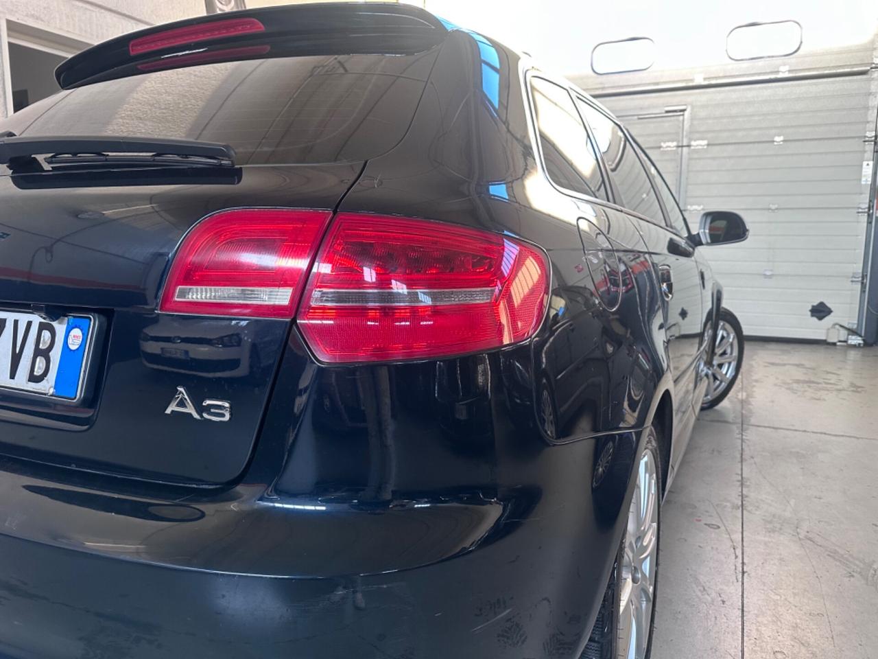 Audi A3 SPB 1.6 TDI 105 CV CR Attraction