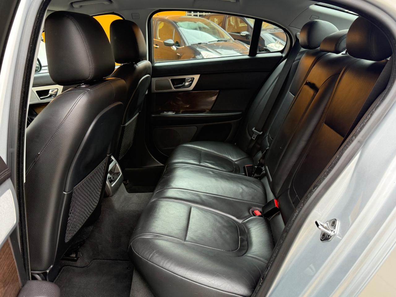 Jaguar XF 2.2 D 190 CV