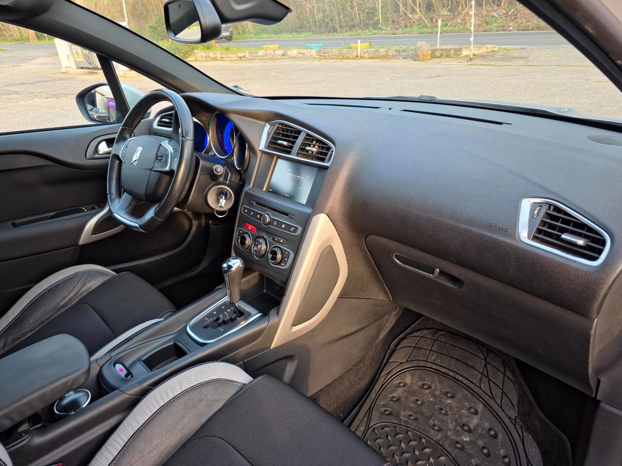 Ds DS4 4 BlueHDi 120 S&S EAT6 Chic 2015-E6 Automatico NEO