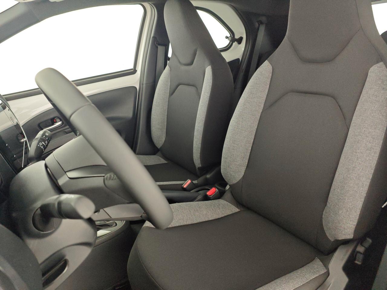 Toyota Aygo X 1.0 VVT-i 72 CV 5 porte Active S-CVT