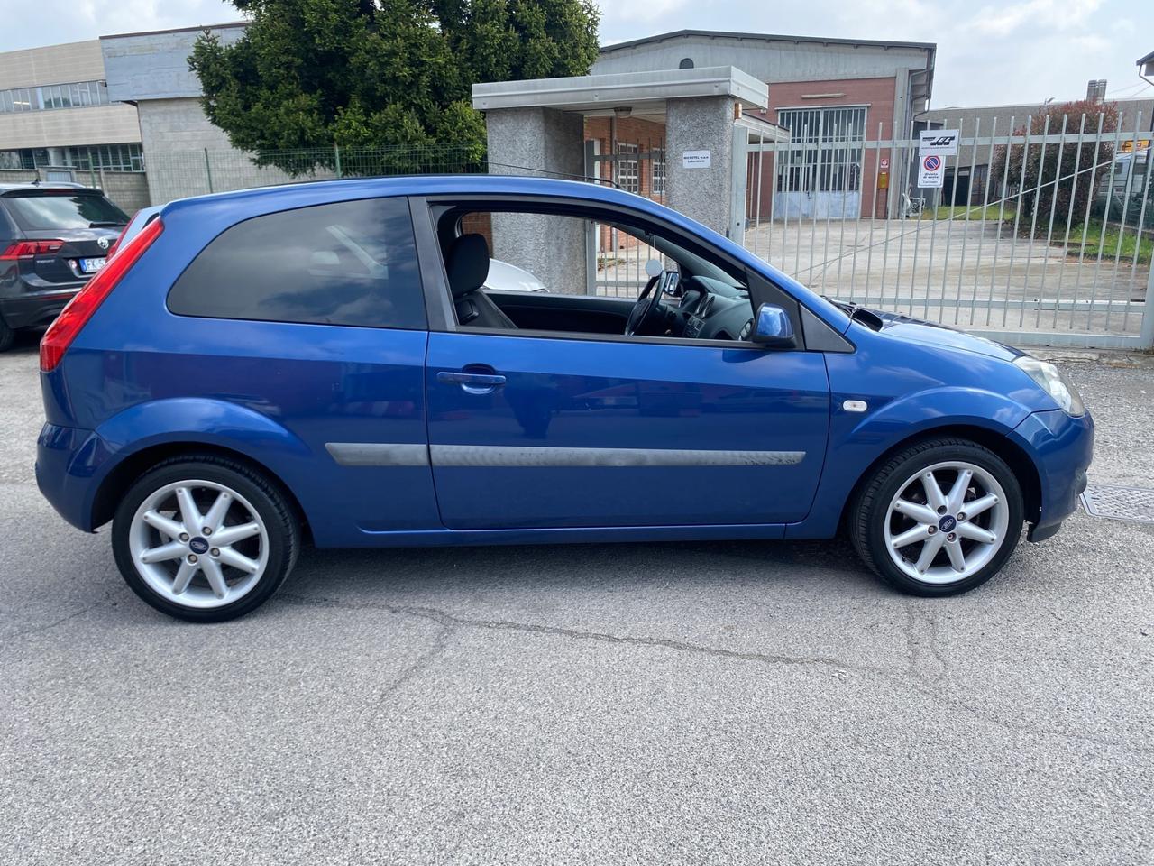 Ford Fiesta 1.2 16V 3p. Titanium