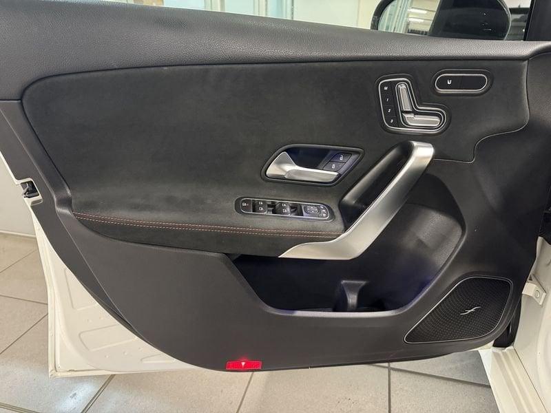 Mercedes-Benz Classe A A 220 d Automatic Premium