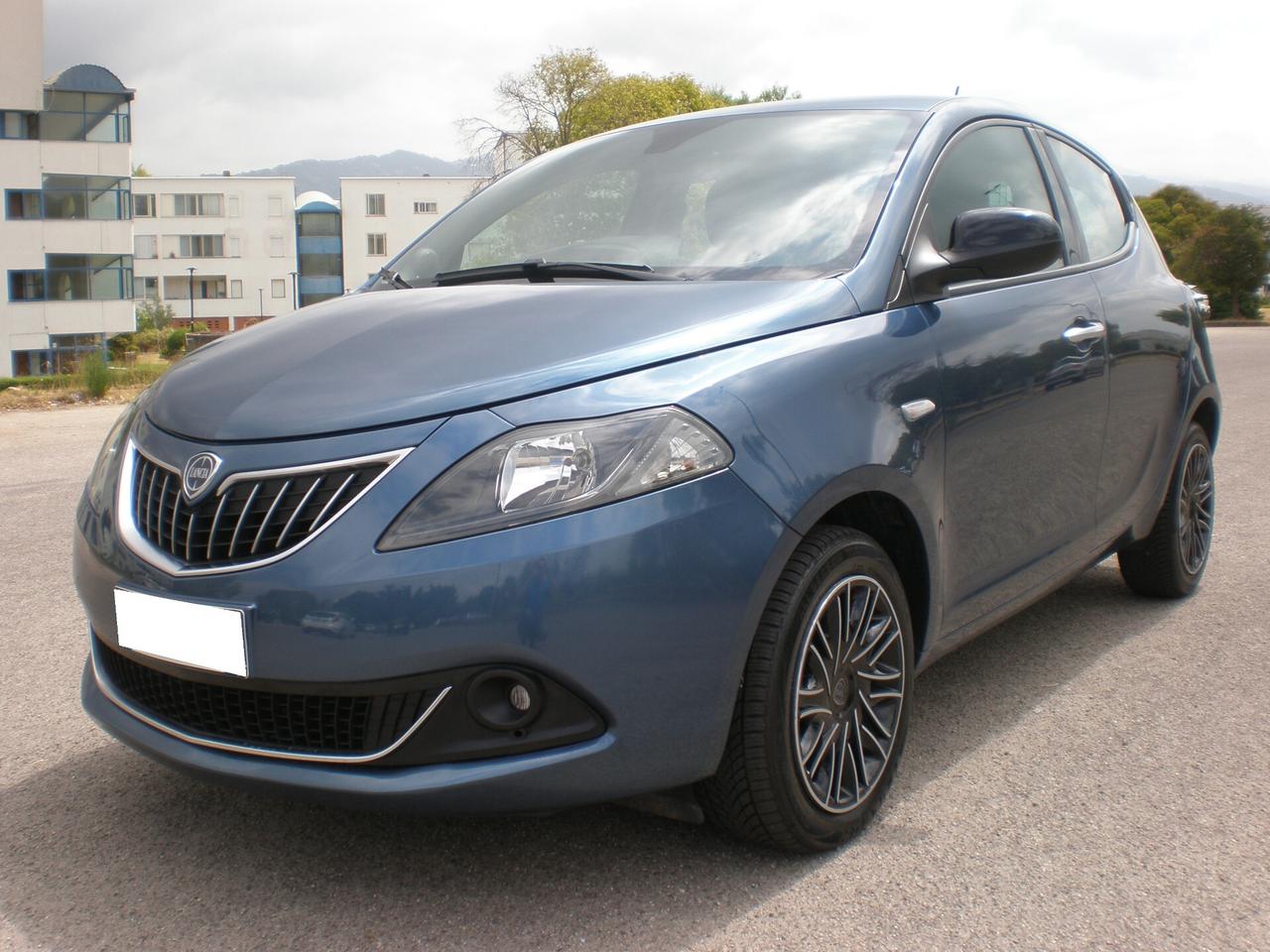 Lancia Ypsilon 1.0 ultimo restyling, full