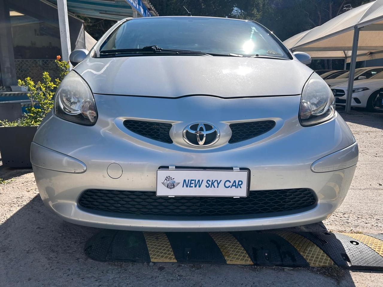 Toyota Aygo 1.0 12V VVT-i 3 porte Sol