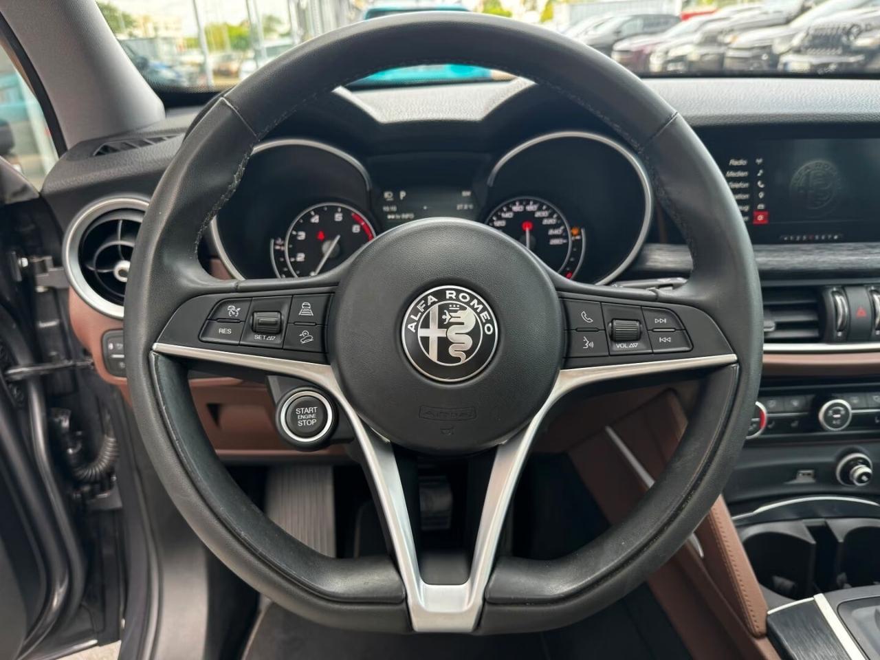 Alfa Romeo Stelvio 2.0 Turbo 200 CV AT8 Q4 Executive