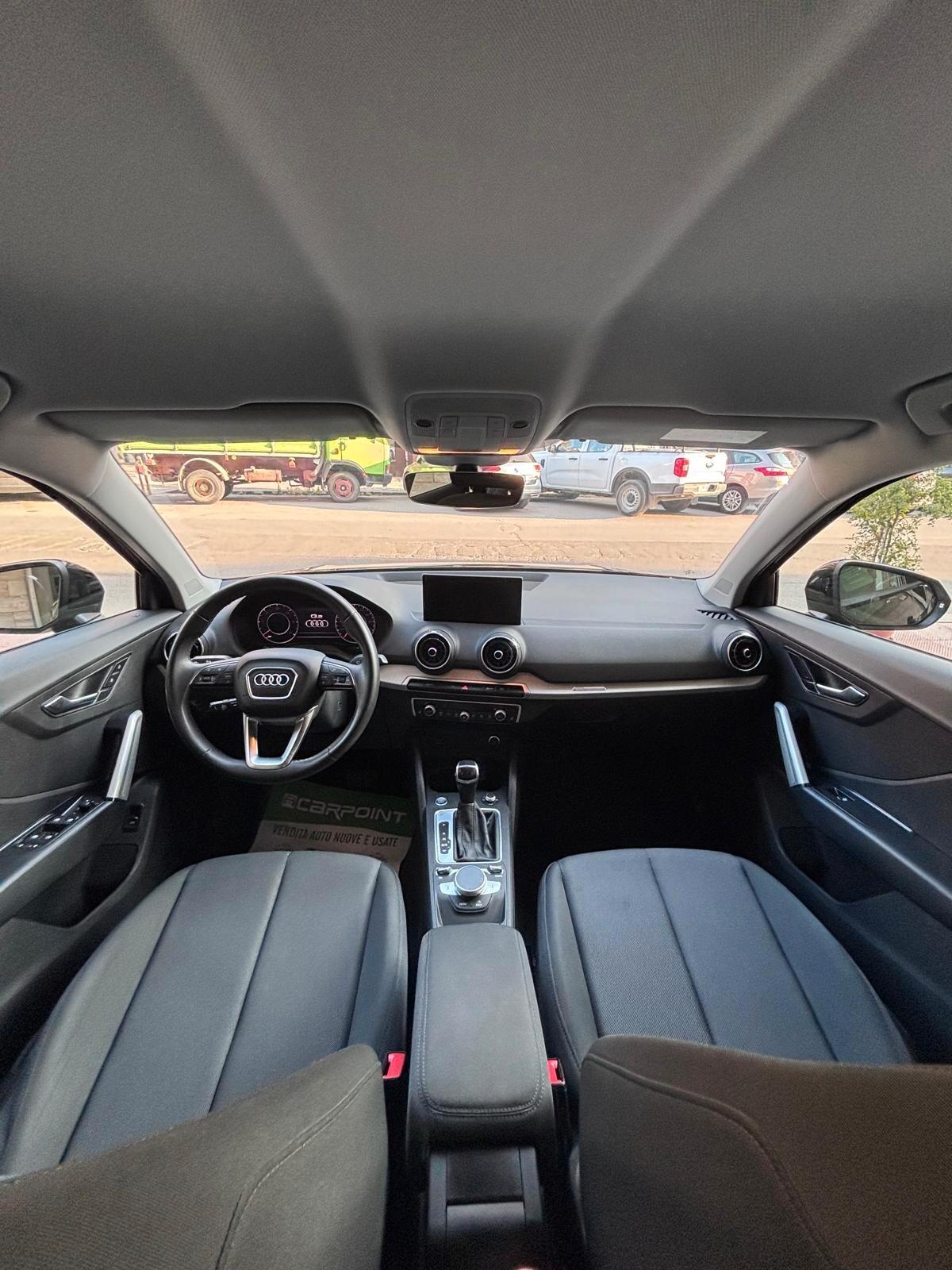 Audi Q2 35 TDI S tronic Business