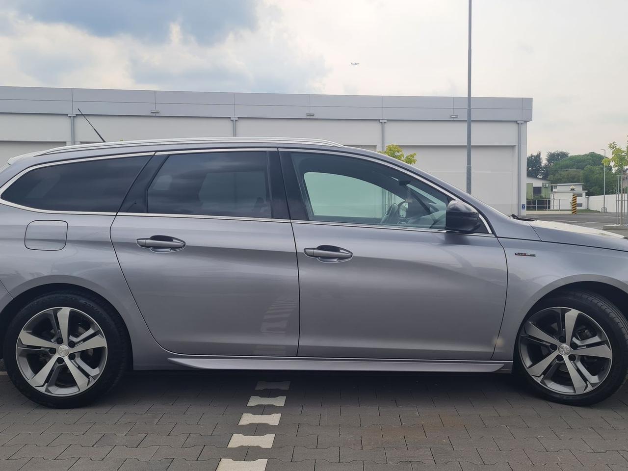 Peugeot 308 1.2 Pure Tech 130 GT Line #6498