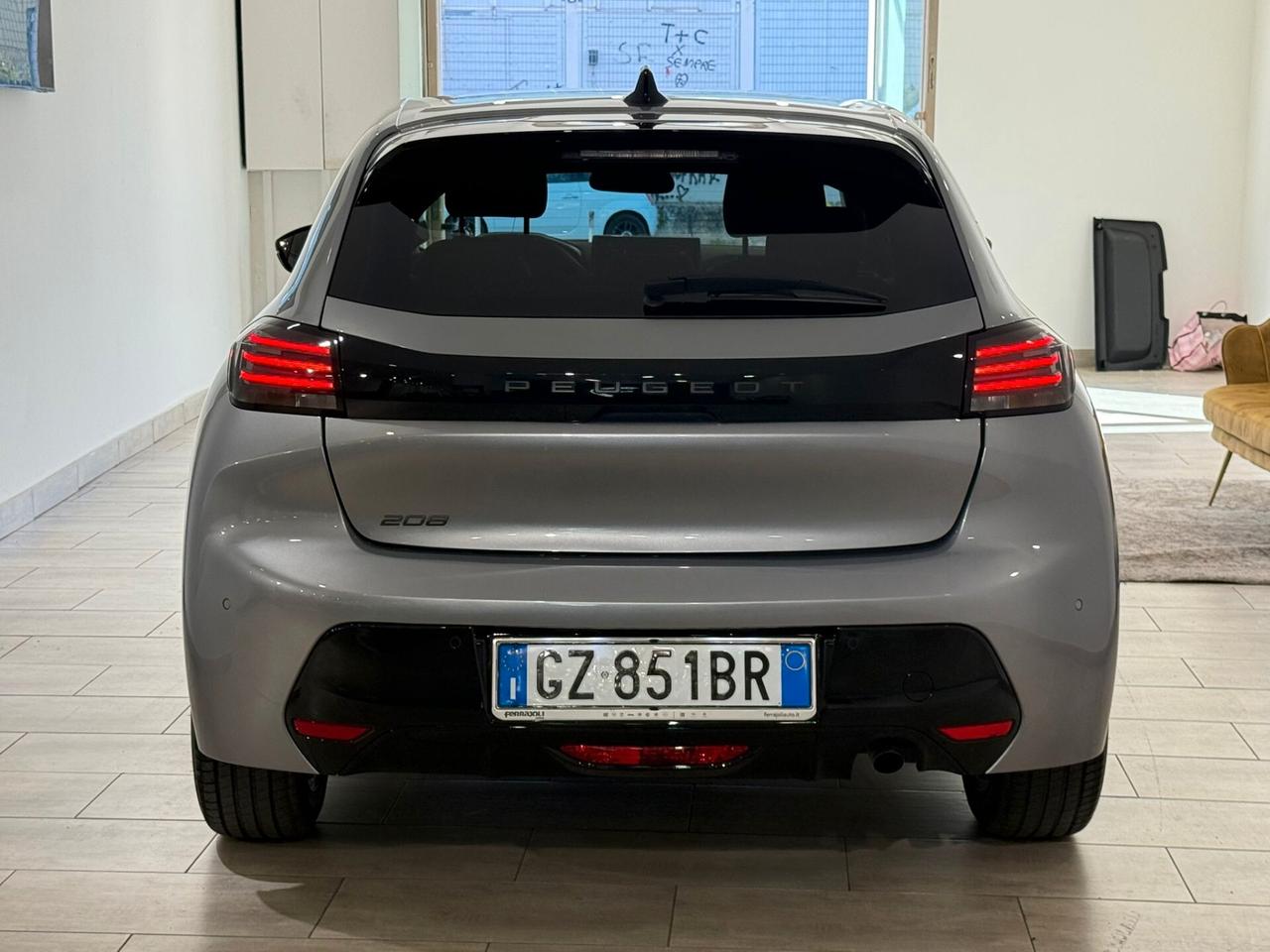 PEUGEOT 208 ALLLURE PACK 1.2 100CV ANNO 2025 CON 20.000KM