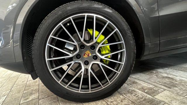 PORSCHE Cayenne 3.0 V6 E-Hybrid- PACK CRONO - 21'' - PASM