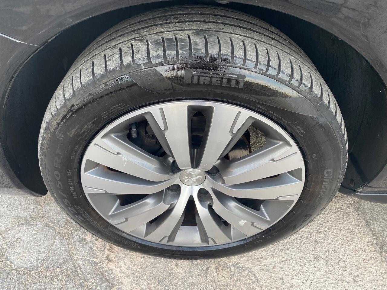 Peugeot 3008 1.6 HDi 115CV Active