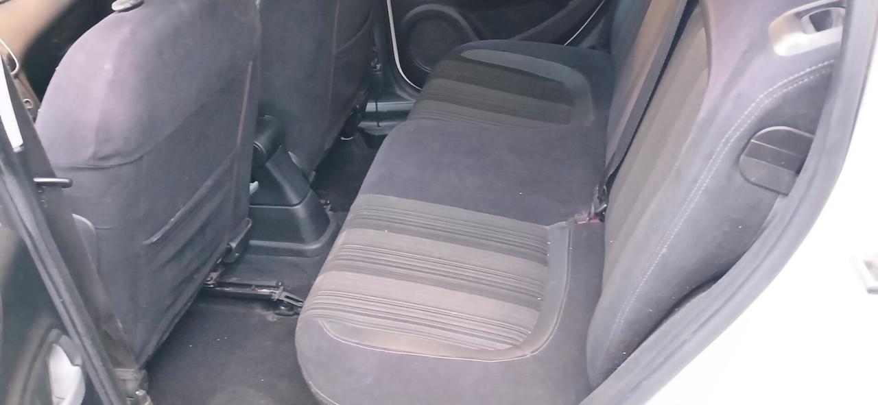 Fiat Punto Evo 1.3 Mj automatica neopatentati
