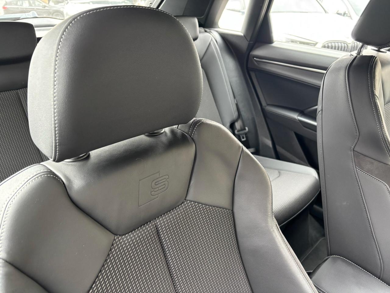 Audi Q3 35 TDI S tronic 150 CV S-LINE