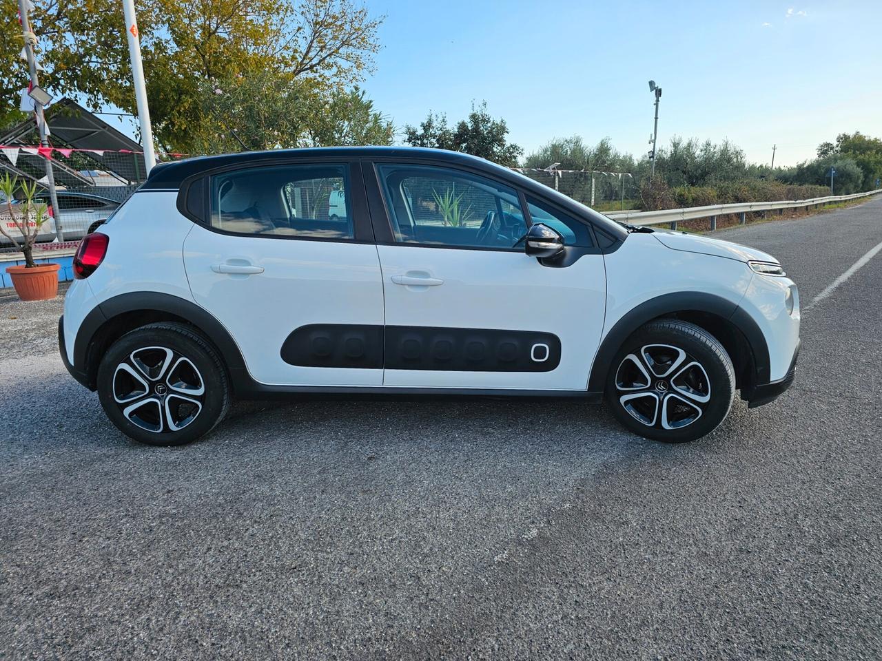 Citroen C3 PureTech 82 S&S Shine