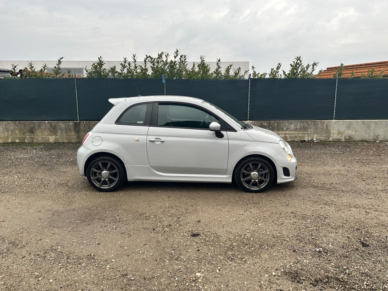 Abarth 595 1.4 Turbo T-Jet 140 CV