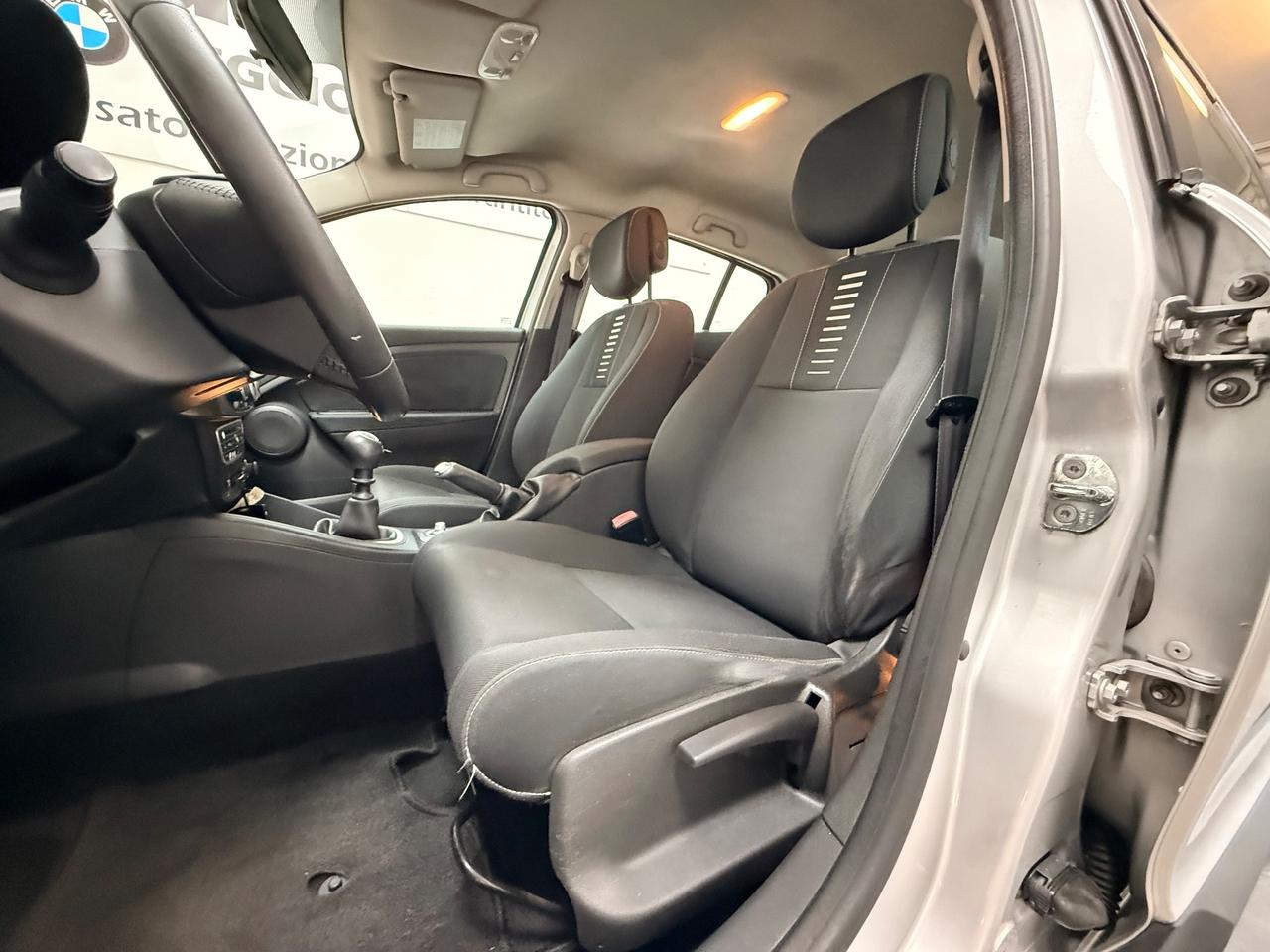 Renault Megane 1.6 Attractive GPL 04/2012 NEOPATENTATI