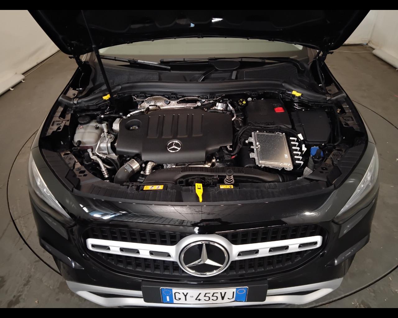 Mercedes-Benz GLA-H247 2023 - GLA 180 d Advanced auto