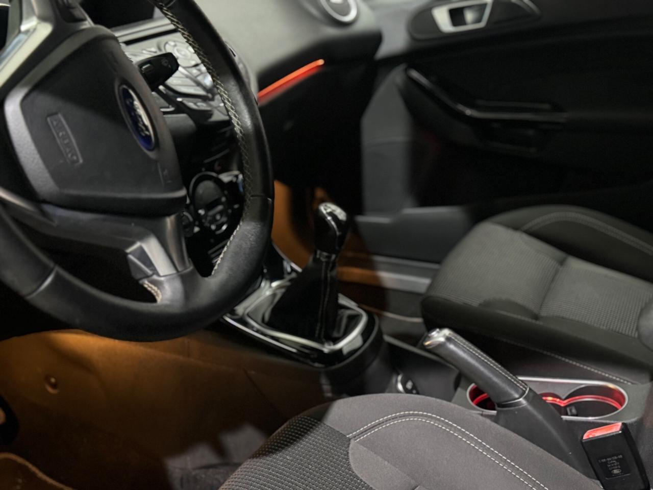 Ford Fiesta 1.0 EcoBoost 100CV 5P. Black &Edition 2015