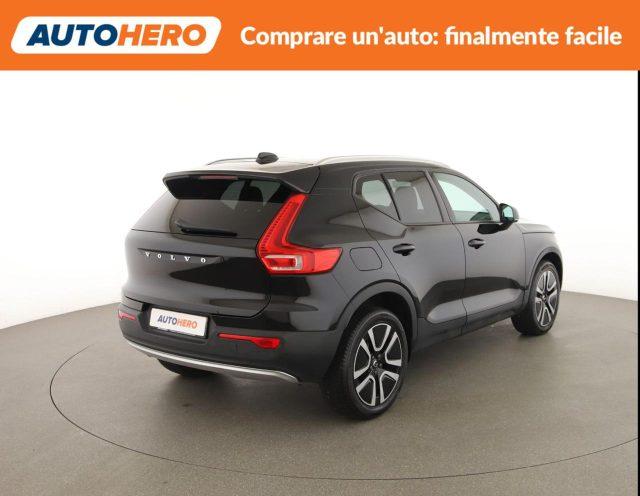 VOLVO XC40 T3 Geartronic Momentum Pro