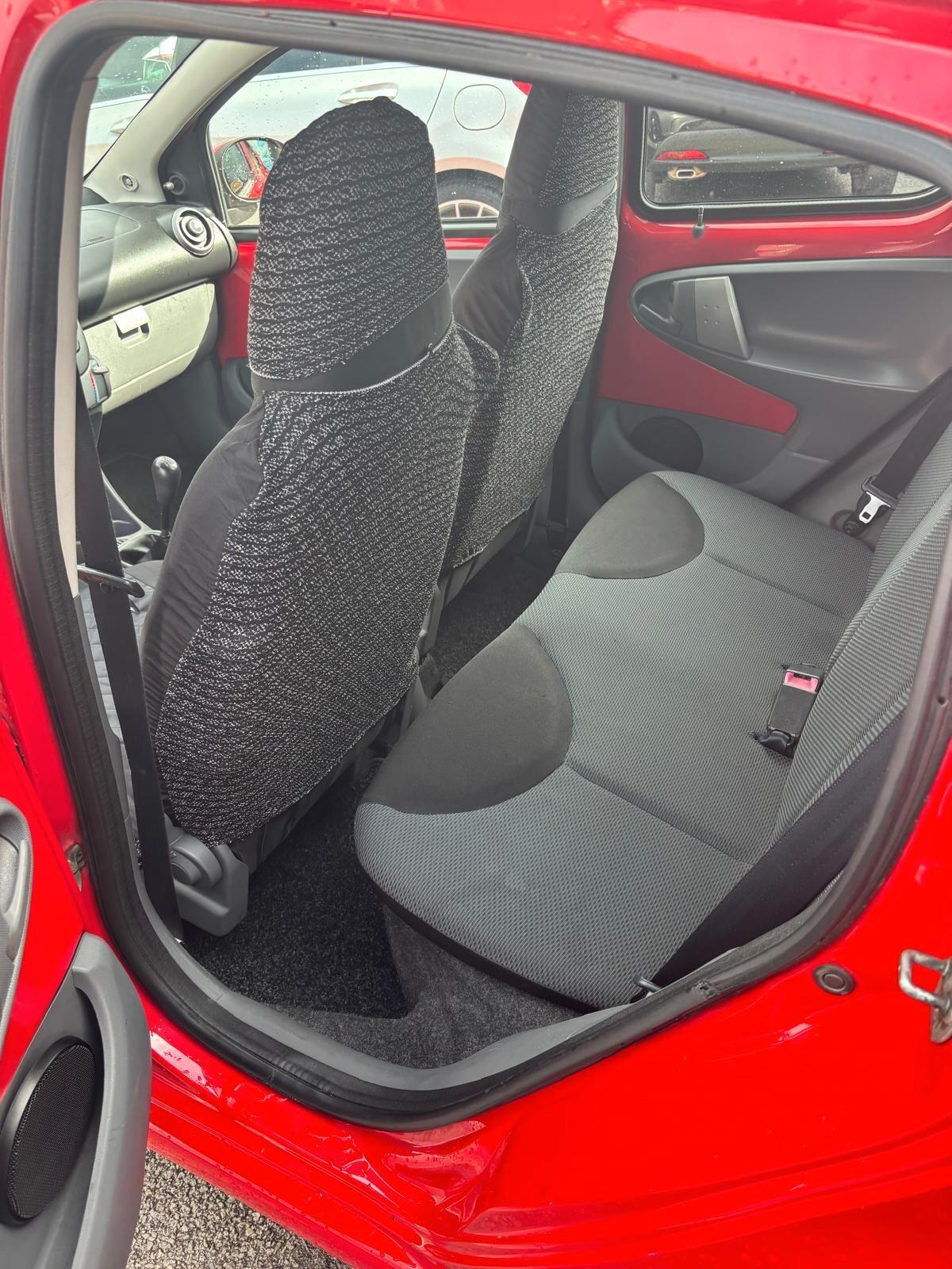 Toyota Aygo 1.0 12V VVT-i 5 porte