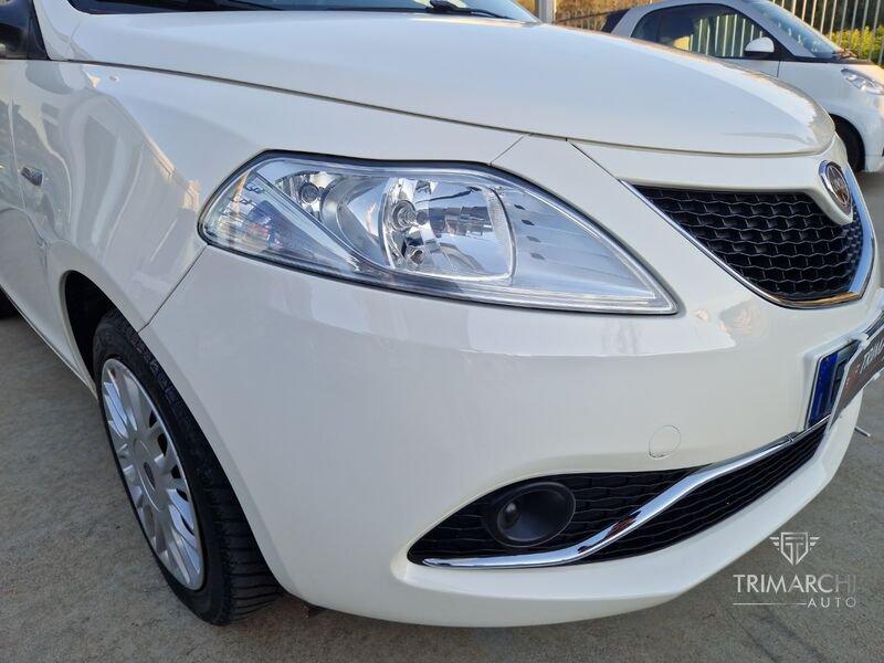 Lancia Ypsilon Ypsilon 1.2 69 CV 5 porte Gold