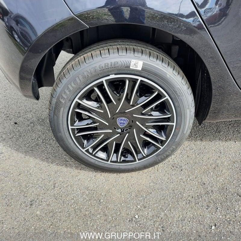 Lancia Ypsilon 1.0 FireFly 5 porte S&S Hybrid Oro