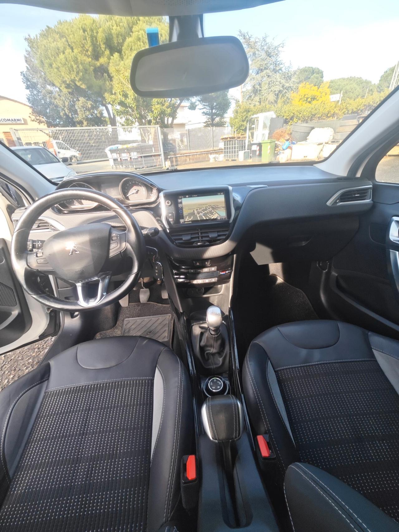 Peugeot 2008 BlueHDi 120 S&S Allure