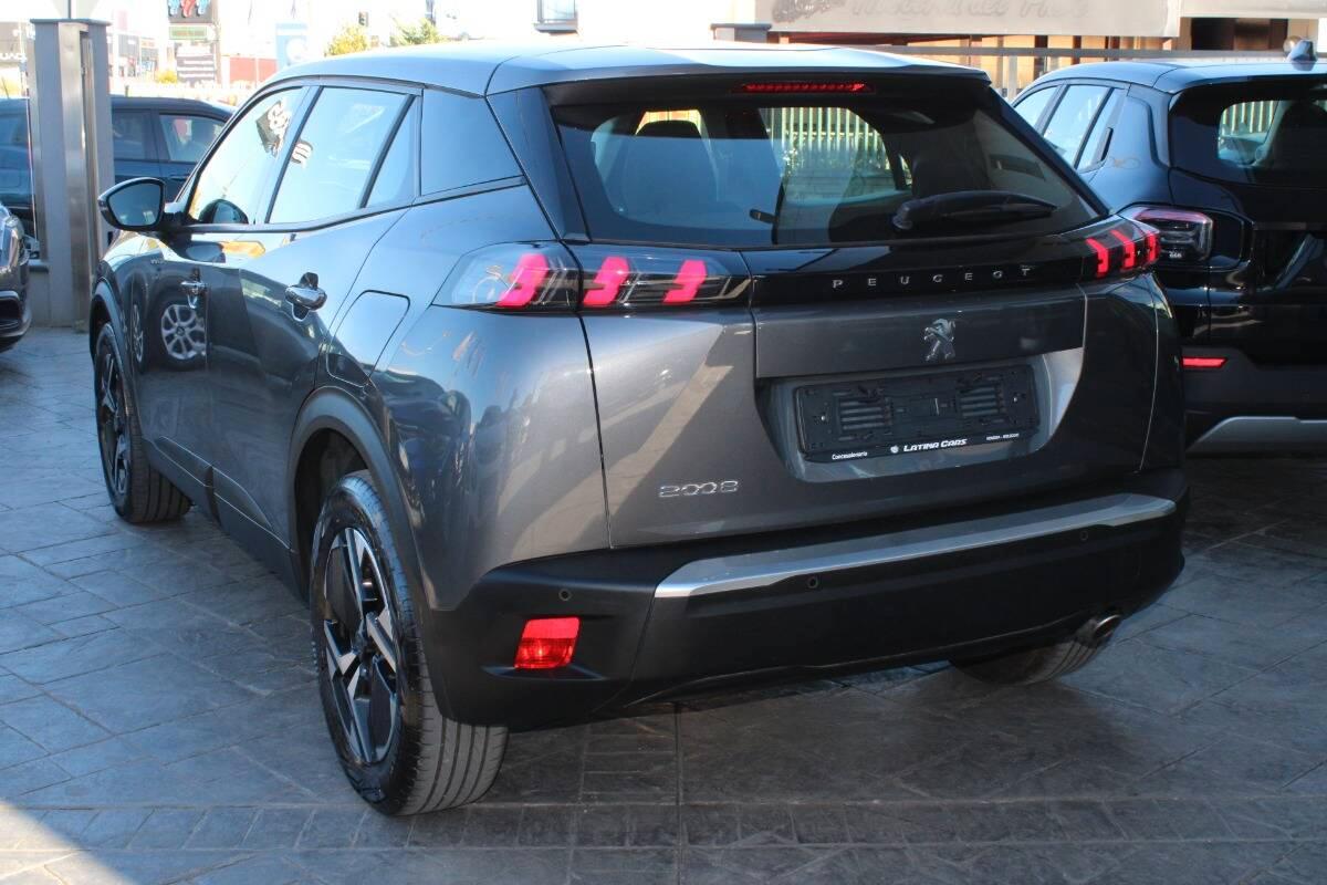 Peugeot 2008 1.5 bluehdi Active s&s 100cv Con NAVIGATORE