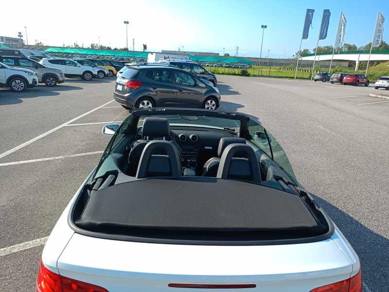 AUDI A3 Cabrio 1.6 tdi Ambition