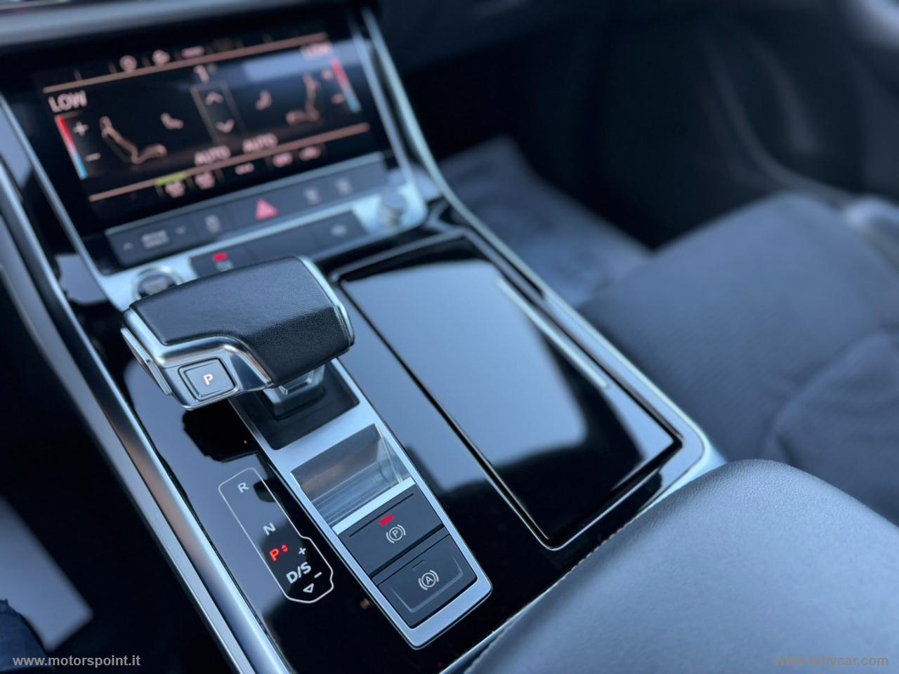 AUDI Q8 45 TDI quattro tiptronic S line ed.