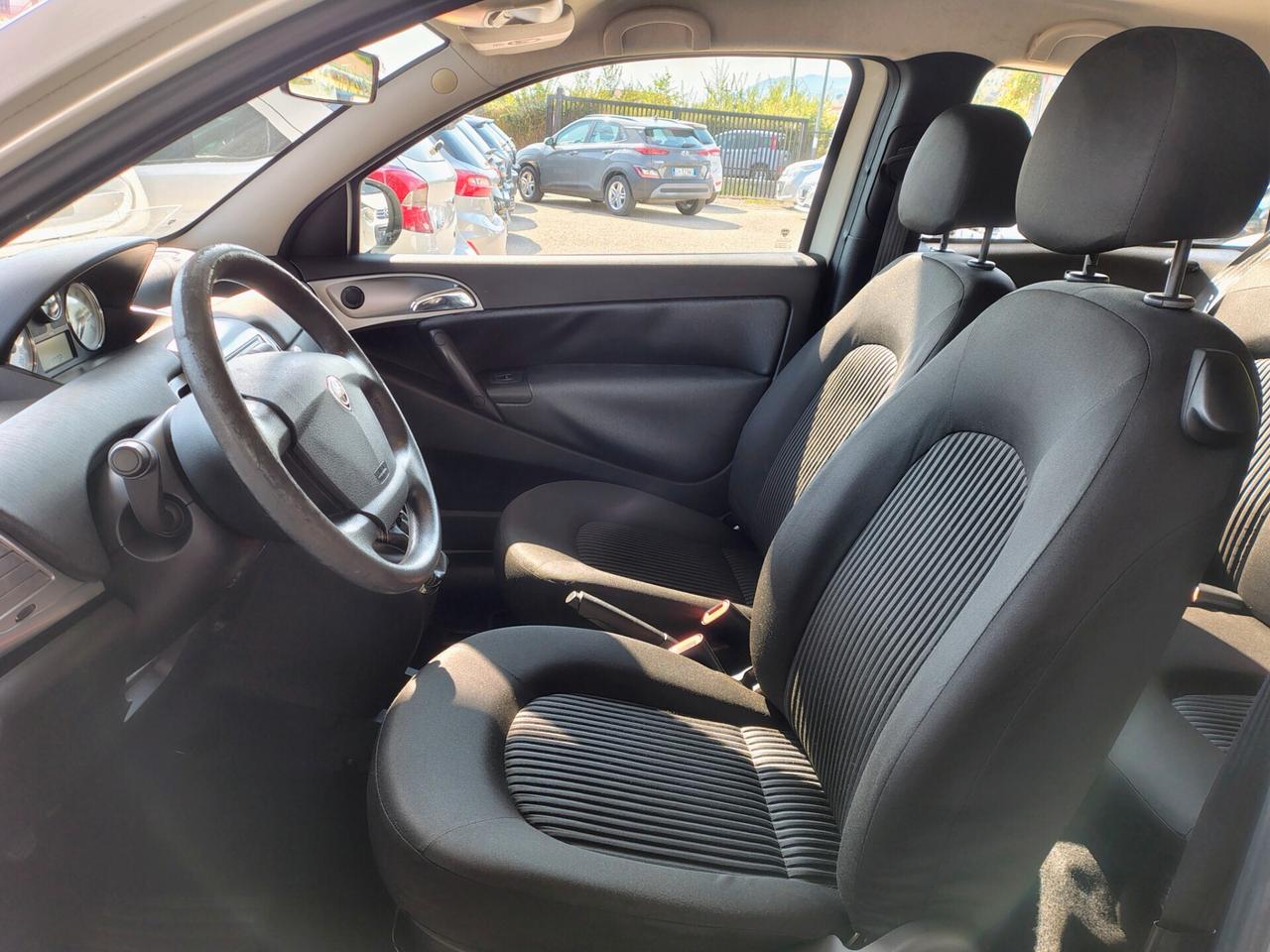 Lancia Ypsilon 1.2 Elle