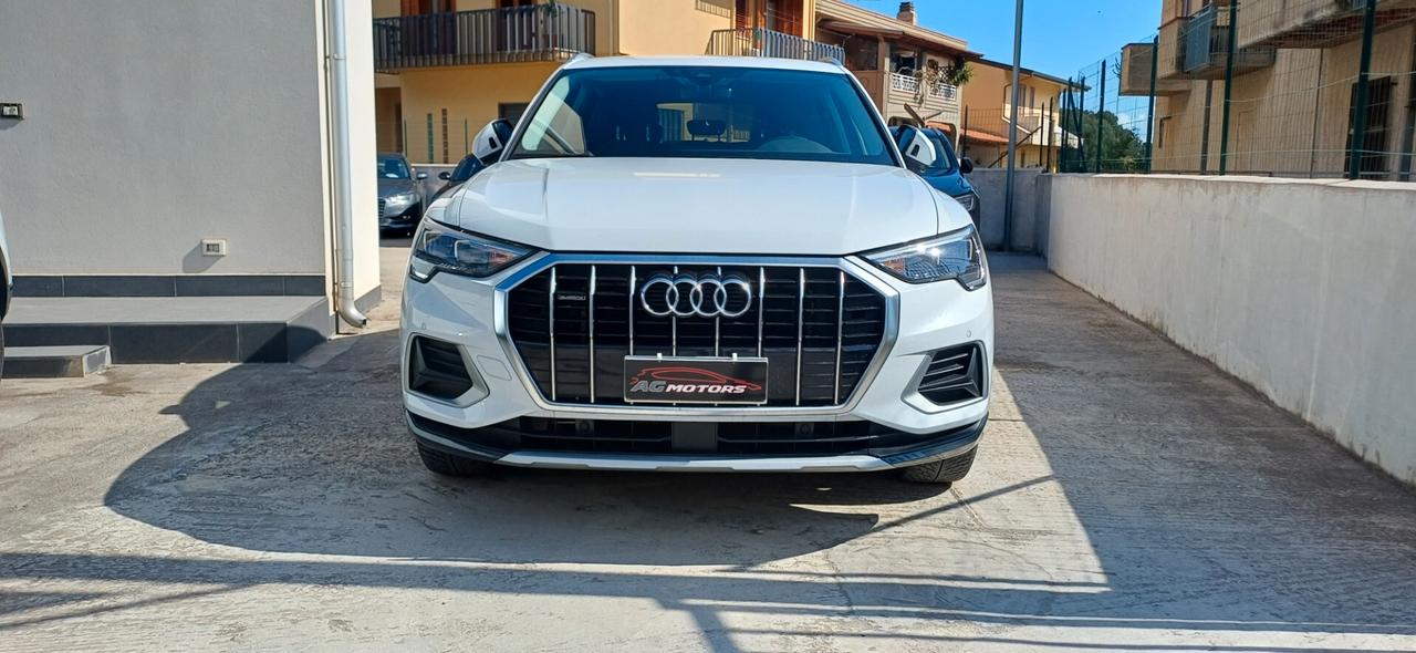 Audi Q3 40 TDI quattro S tronic Business Advanced