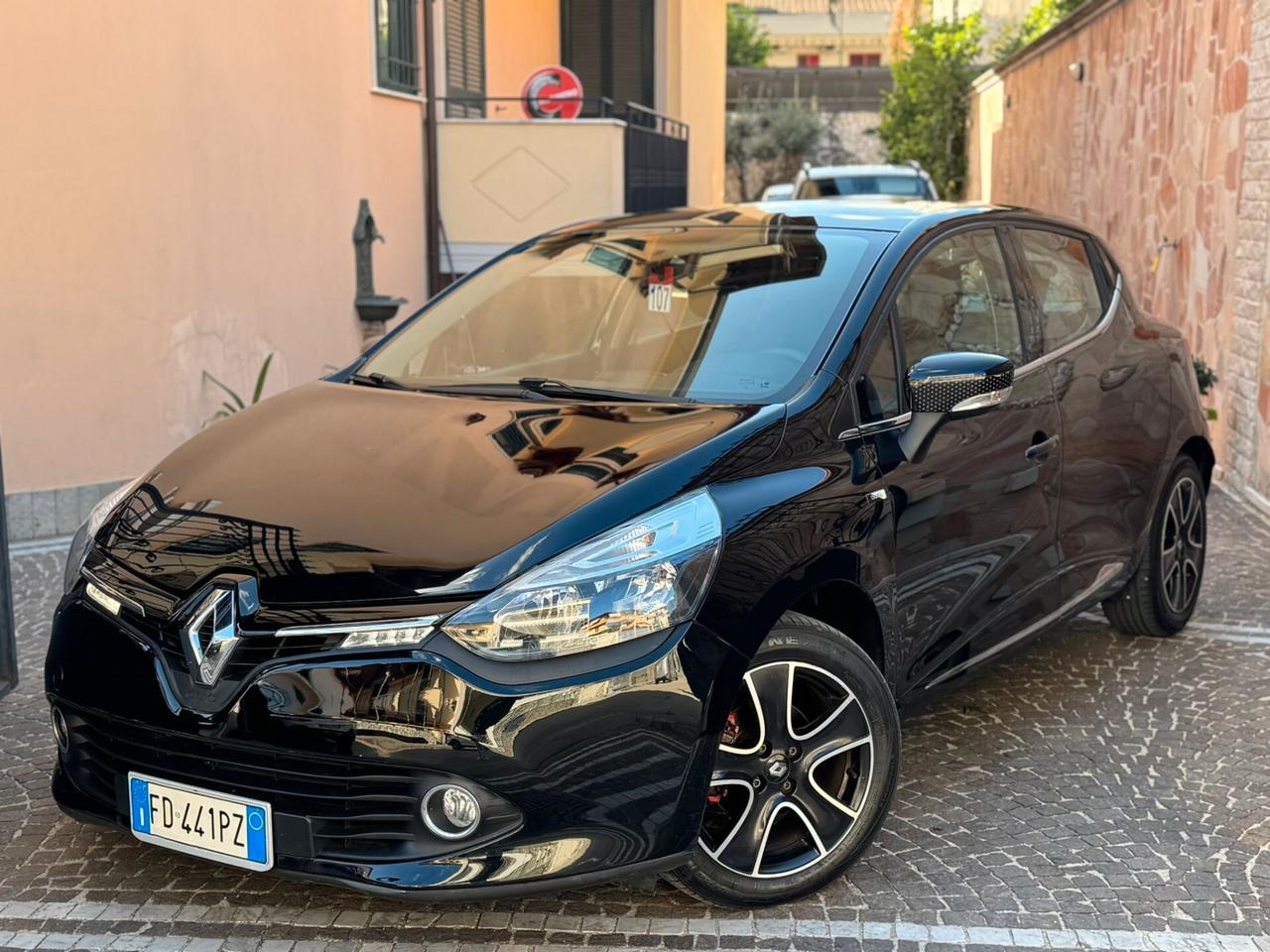 Renault Clio dCi 8V 90CV Start&Stop 5 porte Energy Intens