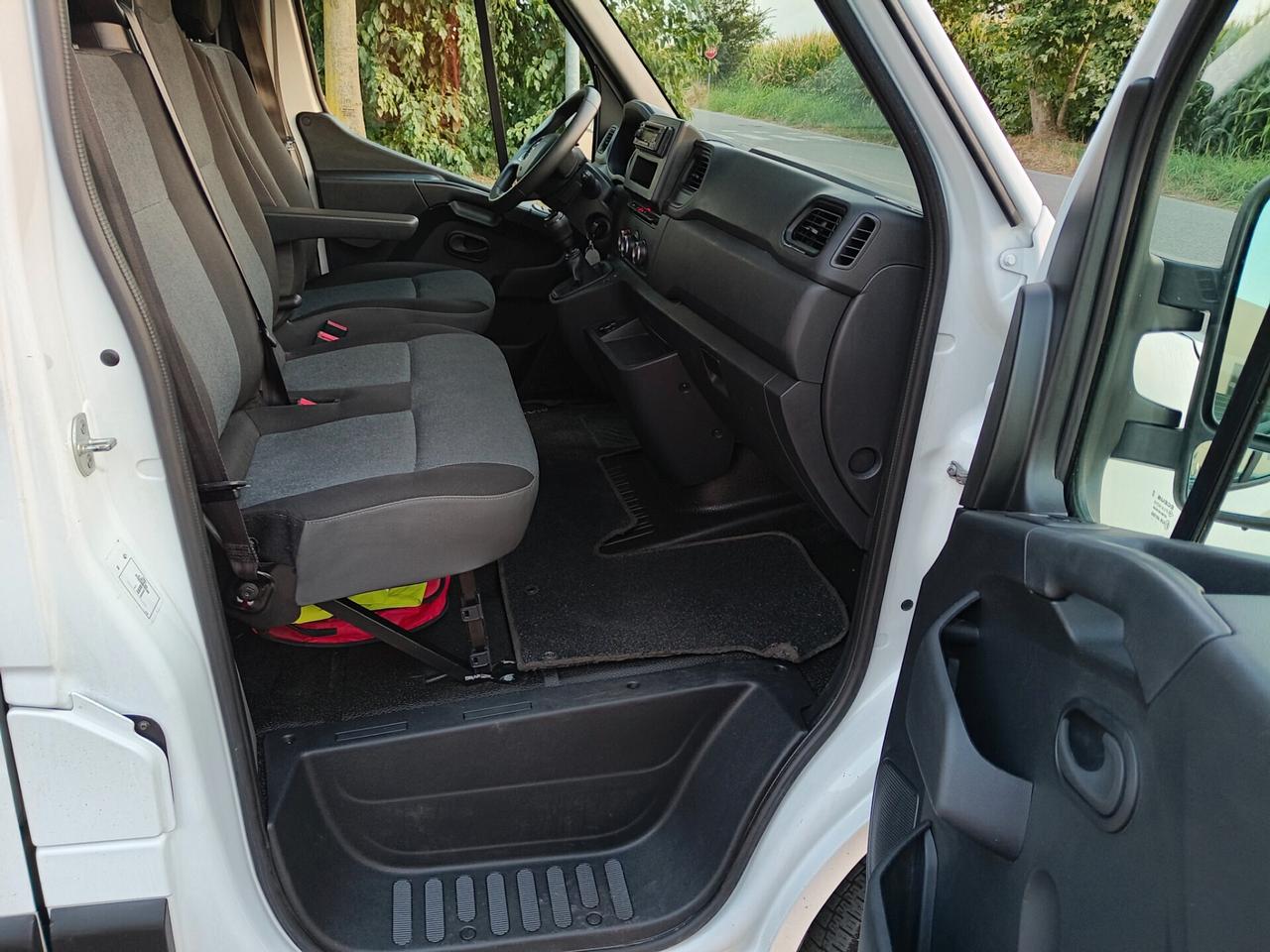 Renault Master 2.3 dCi 135 Furgone