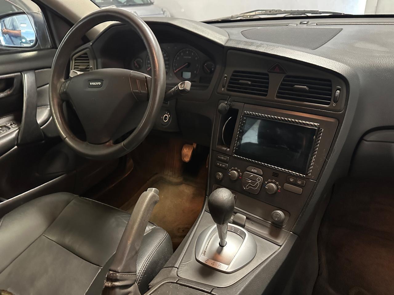 VOLVO S60 2.4 BERLINA 170CV GPL TETTO PELLE