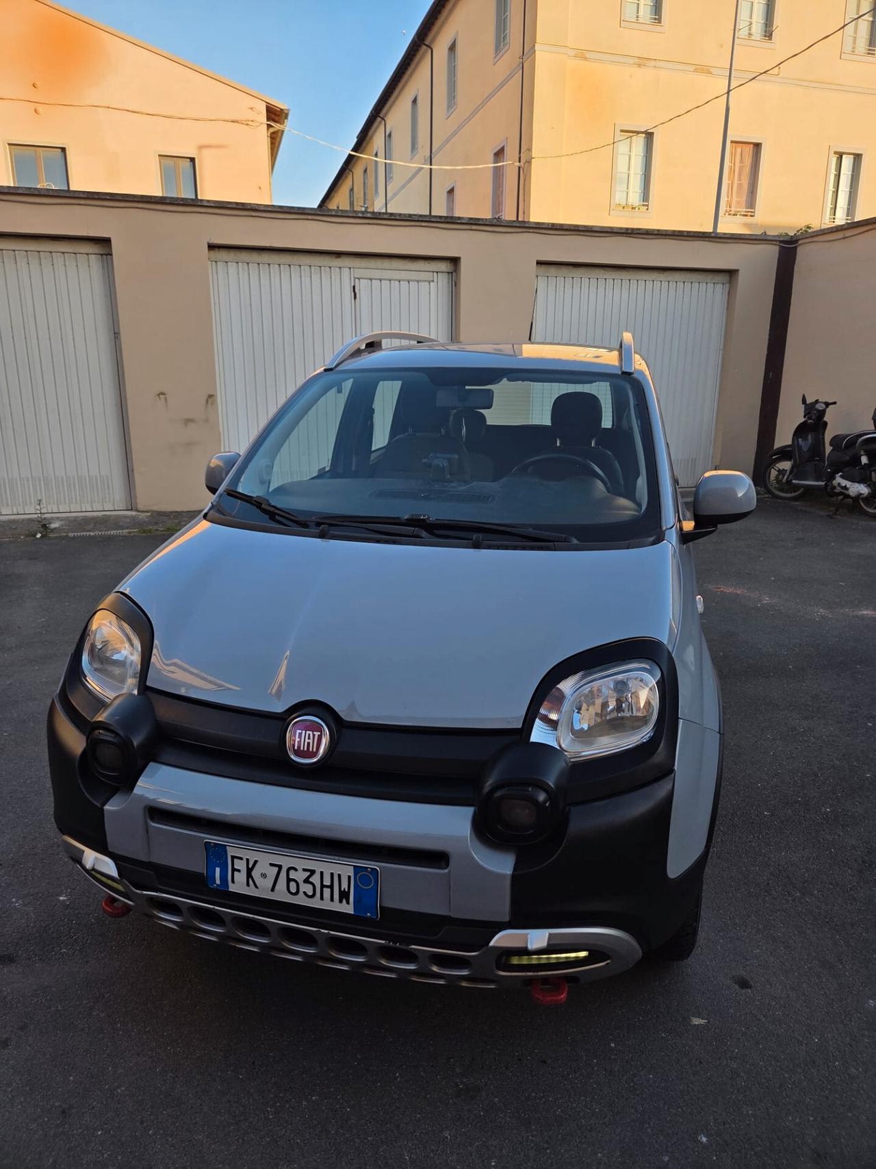Fiat Panda Cross 1.3 MJT 95 CV S&S 4x4 perfetta unico proprietario garanzia 12 mesi