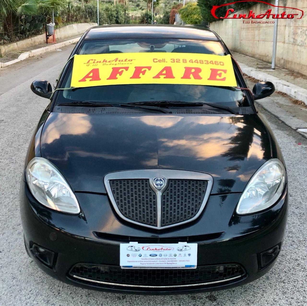 Lancia Ypsilon 1.2 Momo Design 60CV