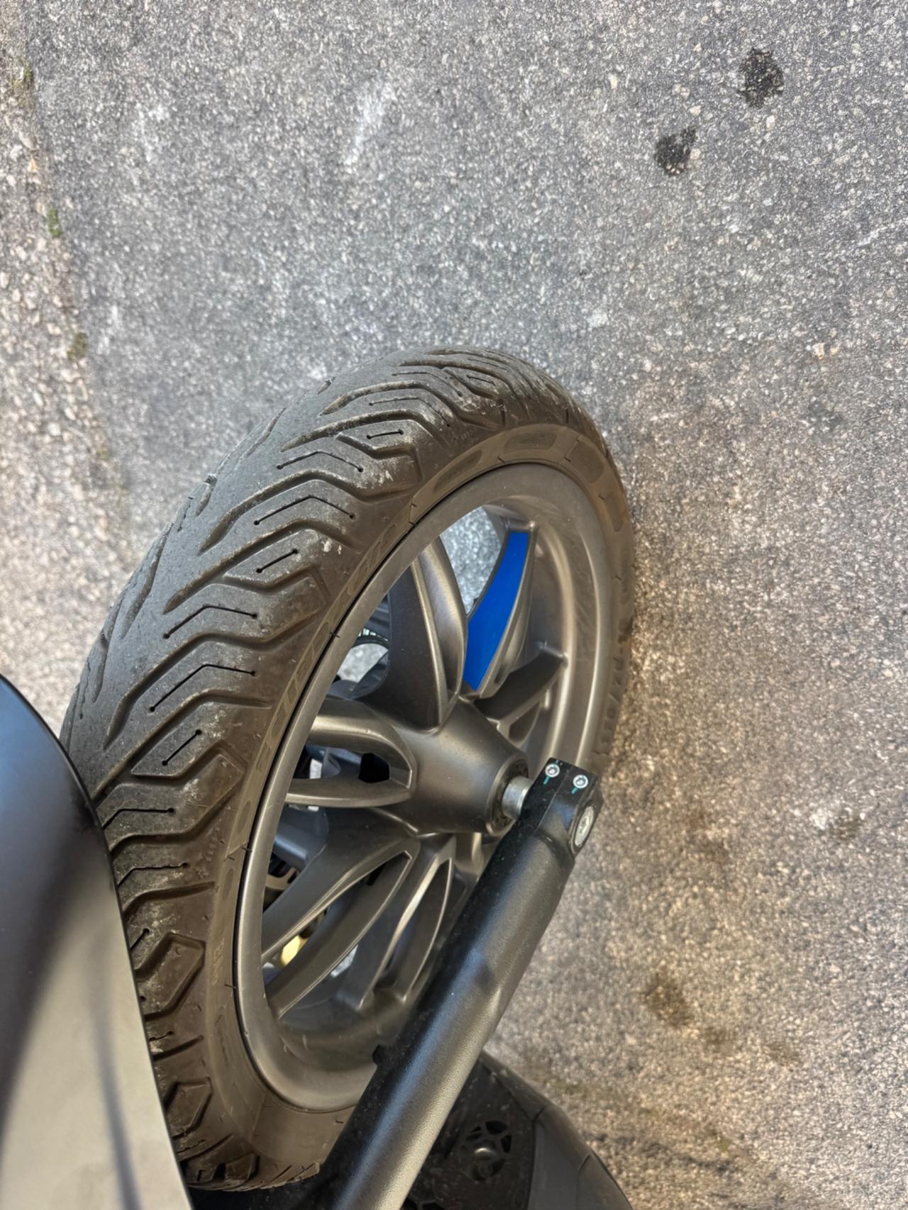 Piaggio Beverly 310 Sport