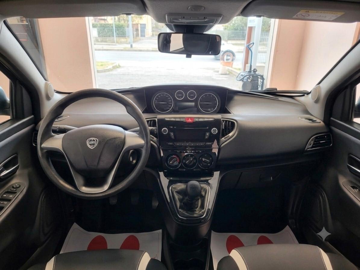 Lancia Ypsilon 0.9 turbo TwinAir 5 porte Metano 2015