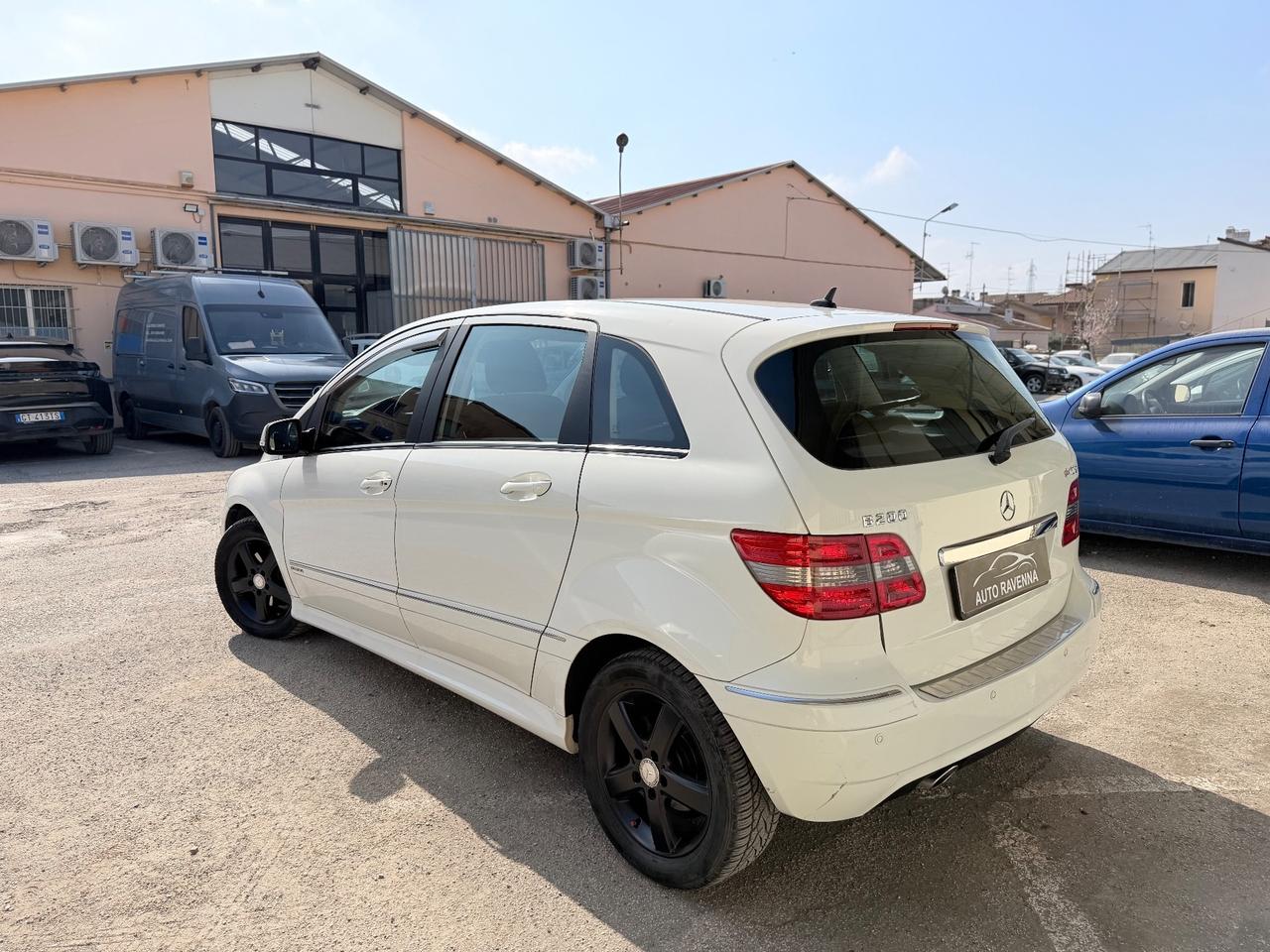 Mercedes-benz B 200 CDI Premium neopatentati